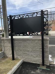 オシャレにこだわり抜いた看板